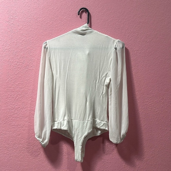 Eva Mendes NY & Co. Puff Sleeved Cream Blouse Size Small - Picture 3 of 6